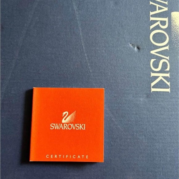 Swarovski Crystal Chess Set - Picture 6 of 11